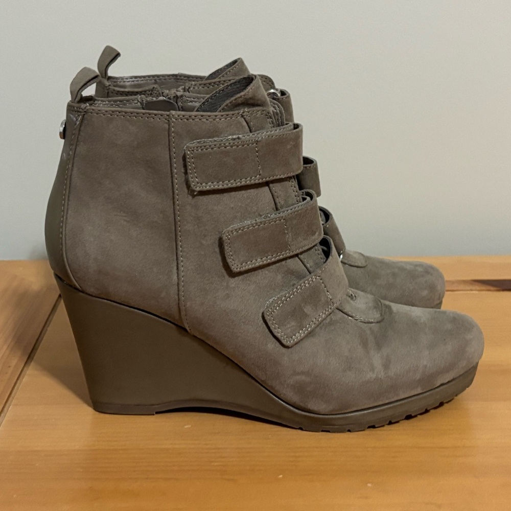 Women's Taupe Wedge Ankle Boots